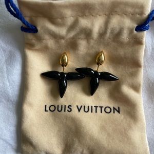 Louis Vuitton Louisette earrings black and gold